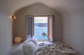 Oia Waves by SV